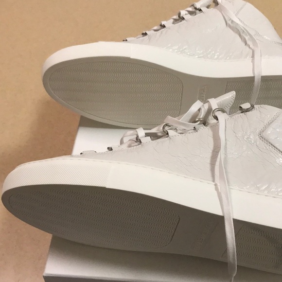 Balenciaga White Barney’s New York price is on box - Picture 3 of 7